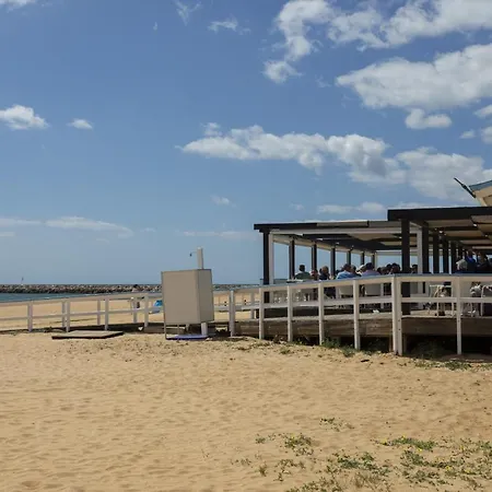 Hopstays In - Marina View * فيلامورا